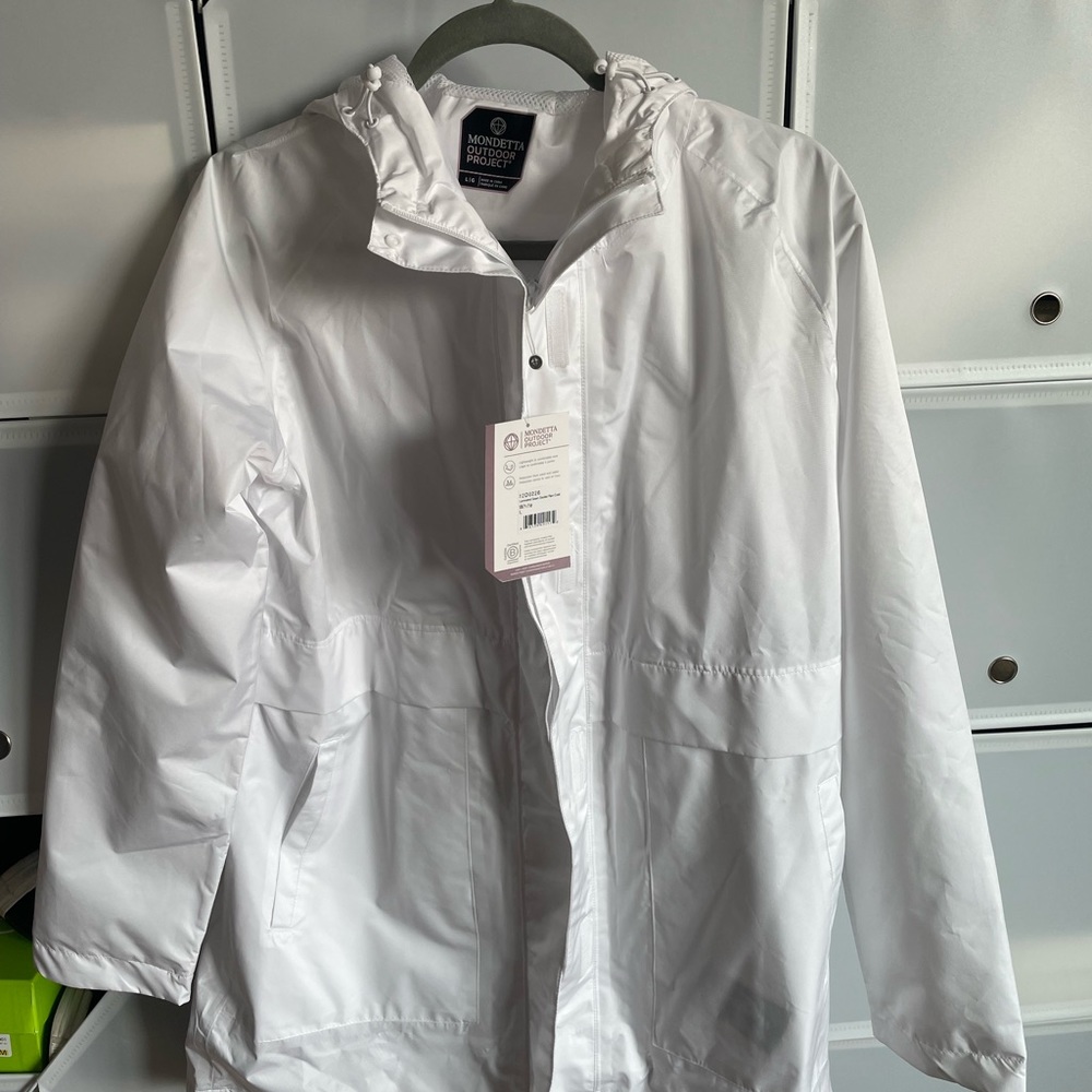 Mondetta Outdoor Project rain jacket